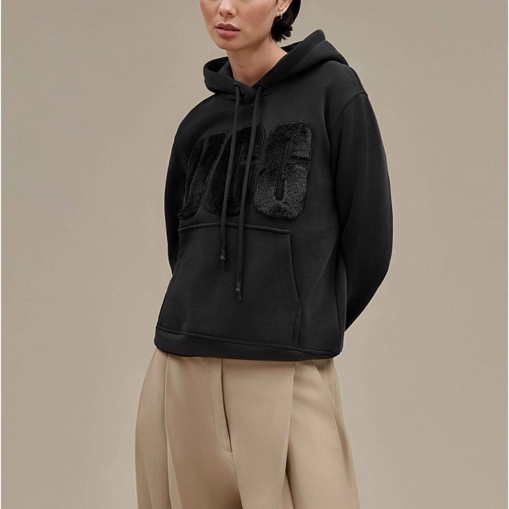 NWT UGG REY FUZZY LOGO HOODIE
 small
